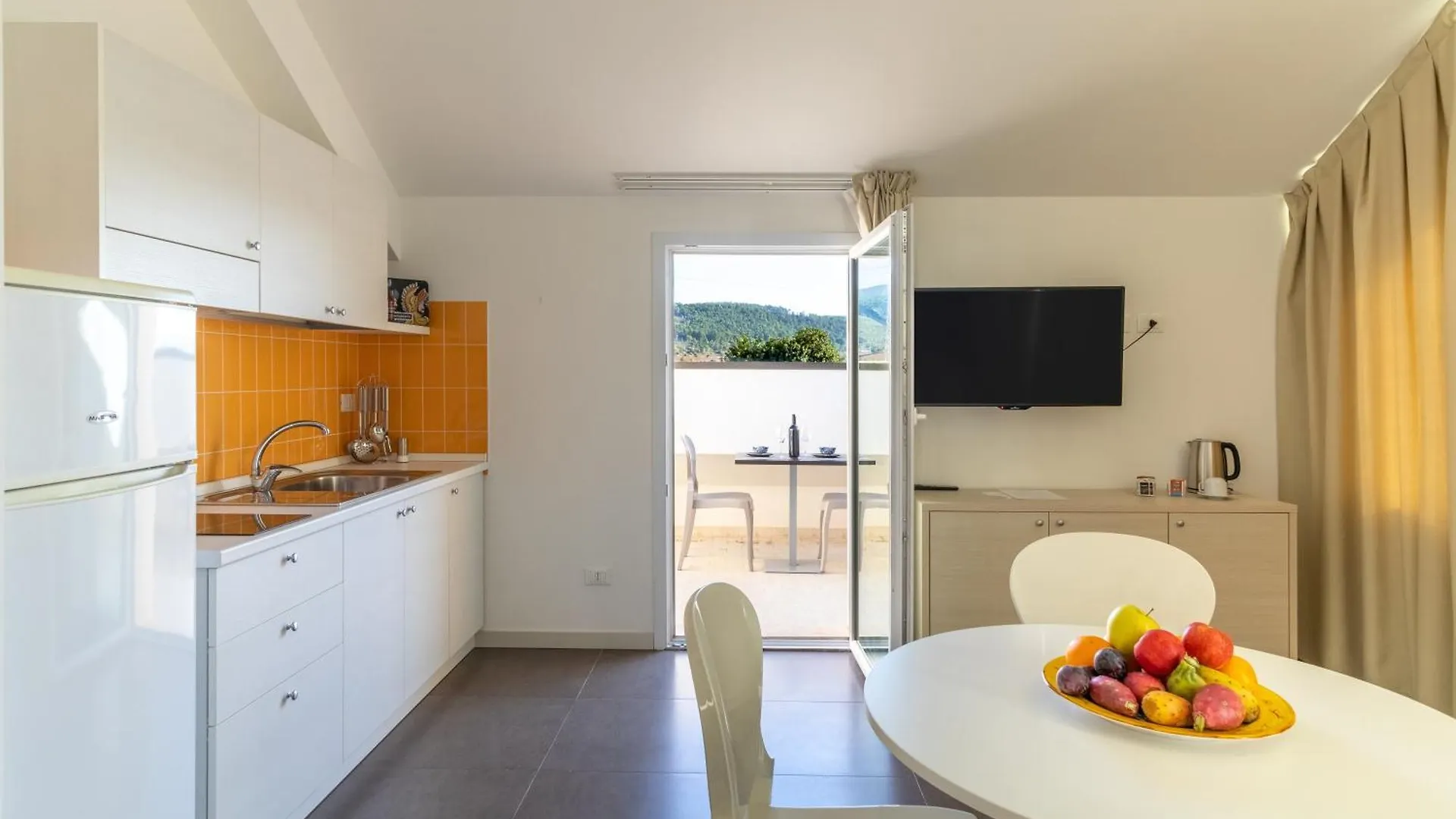 Aparthotel Grel Suite 208 Chiaramonte Gulfi 0*,